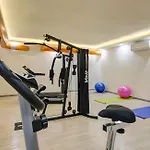 أرسي فندق